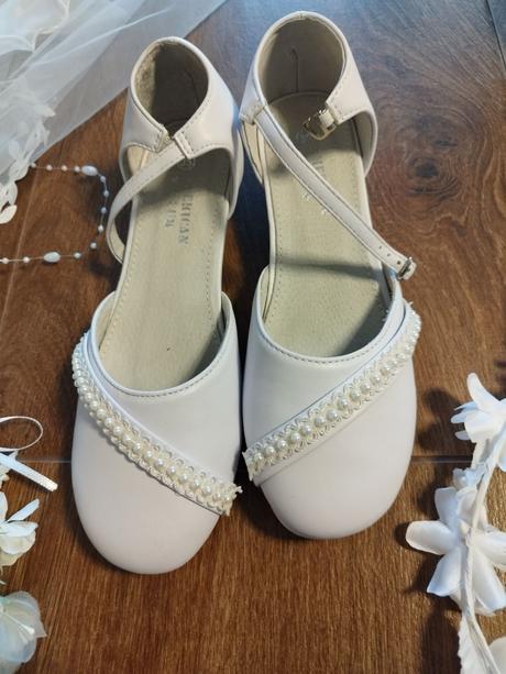 Šaty na 1.sväté prijímanie, 158