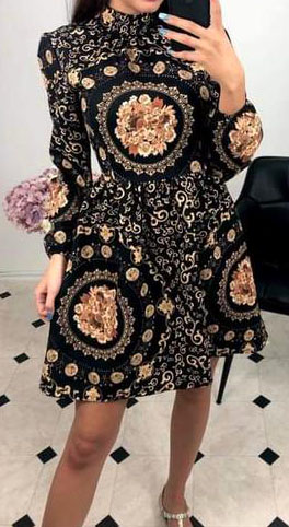 Orientálne zdobené elegantné šaty, 38