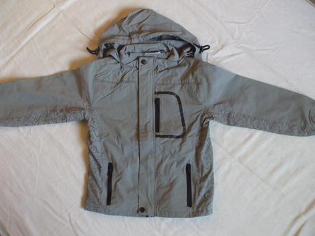 Nepremokavá prechodná bunda, 128