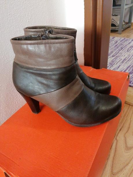 Kotnikové topánočky, 37