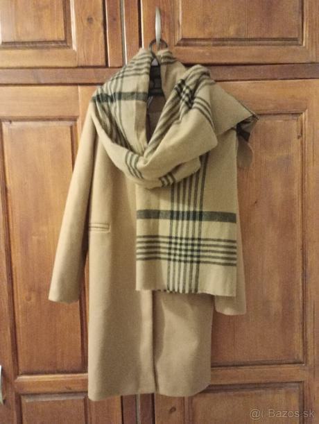 Kabát aj šal, m