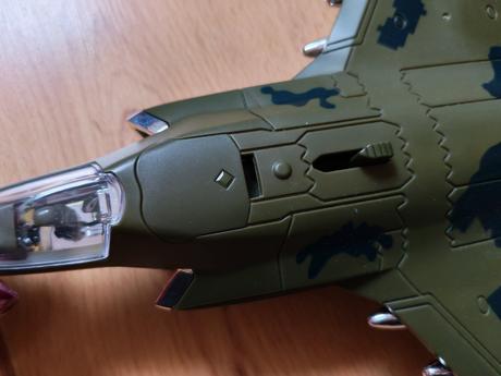 Stíhačka so zvukmi, 