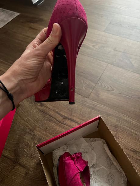 Vysoké magentové sandále, 39