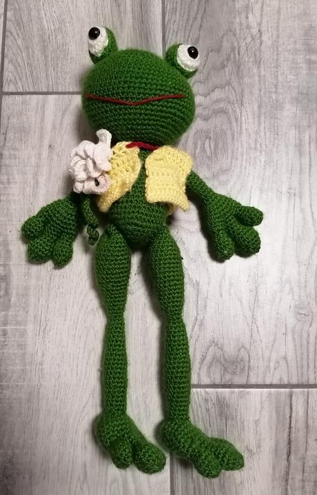 Háčkovaná žabka, 