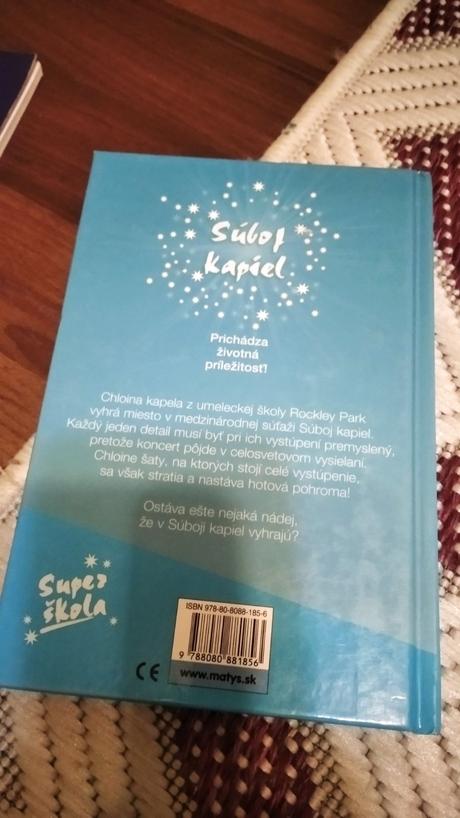 Super škola súboj kapiel,