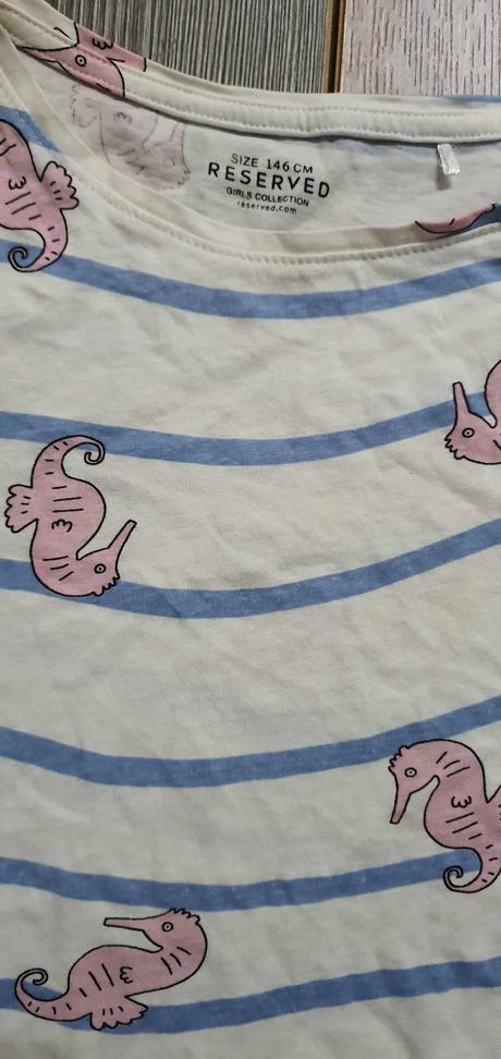 Tricko reserved, reserved,146