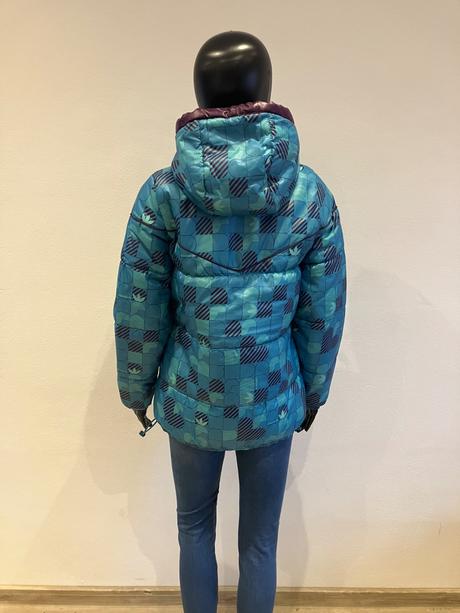 Dámska zimná vetrovka adidas (36), adidas,s