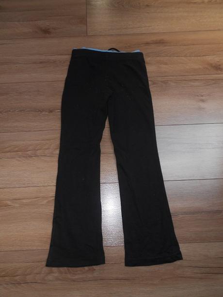 Dievčenské tepláky, 128