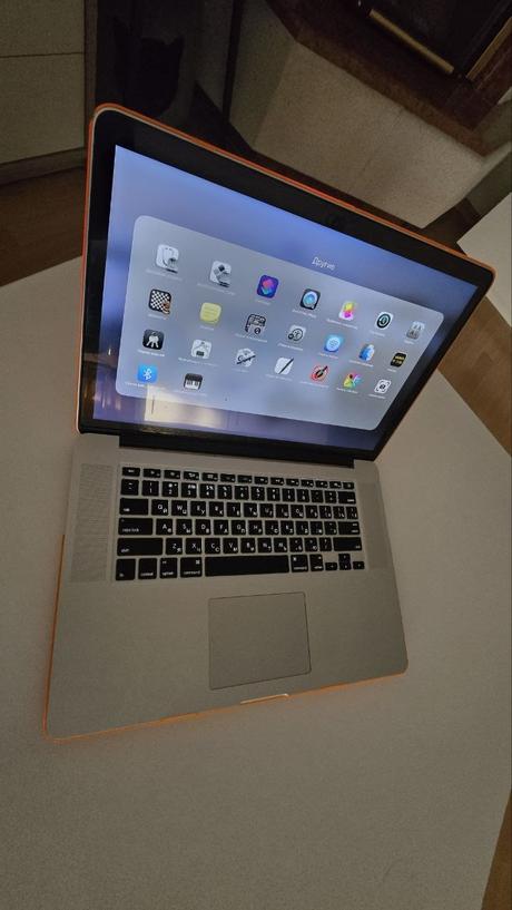 Macbook pro 15" 2015, nová batéria, 1tb, en/ru, apple