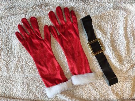 Vianočné rukavičky a opasok ku kostýmu,