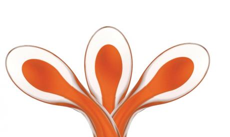 Ohybná silikónová lyžička 6m+,