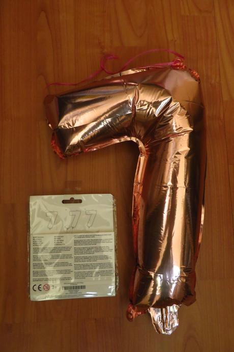 Balón k siedmym narodeninám - čiastočne nafúknutý, 