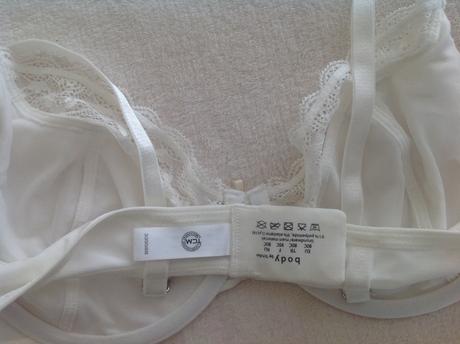 Podprsenka s kosticami, tcm,80c