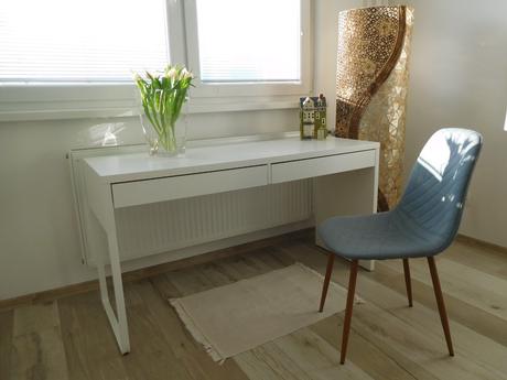 Stol písací biely  142 x 50 cm + stolička pevná,, 