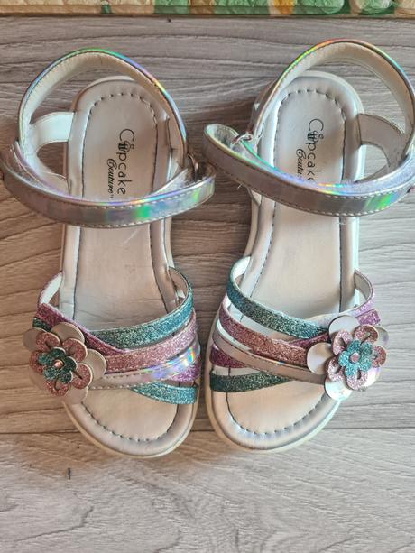 Sandalky, cupcake,28