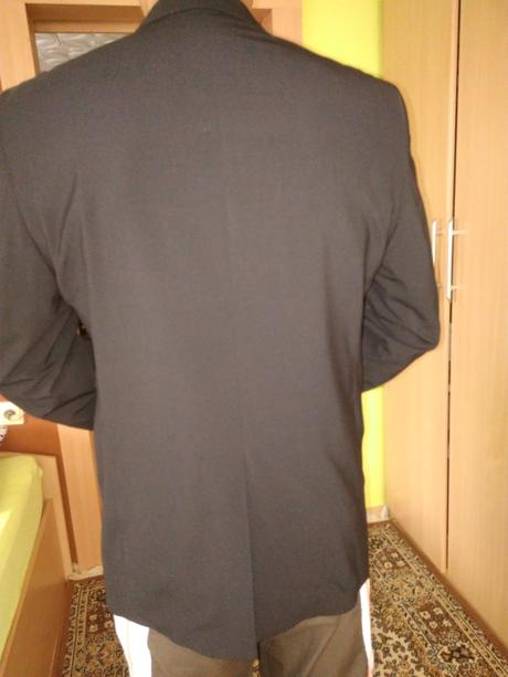 Čierny pánsky oblek, 54