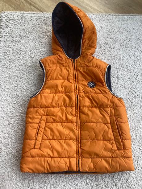 Chlapčenské bundy číslo 110, 116