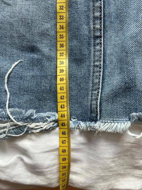 Dámska riflova sukňa, m