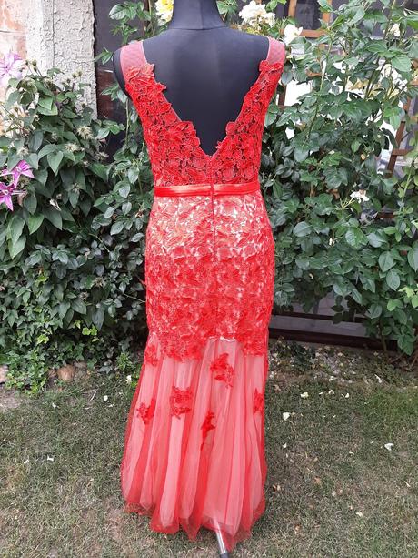 Výpredaj - spoločenské dámske šaty, ever-pretty,m