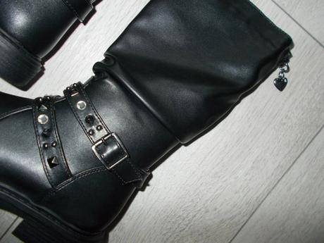 Dievčenske čižmy 31, baťa,31