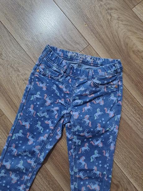 Jegíny c&a, c&a,134