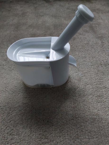 Odkôstkovač čerešní,