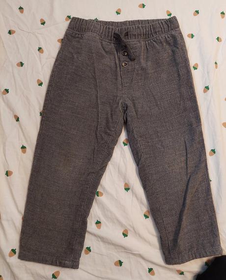 Podšité nohavice, 98