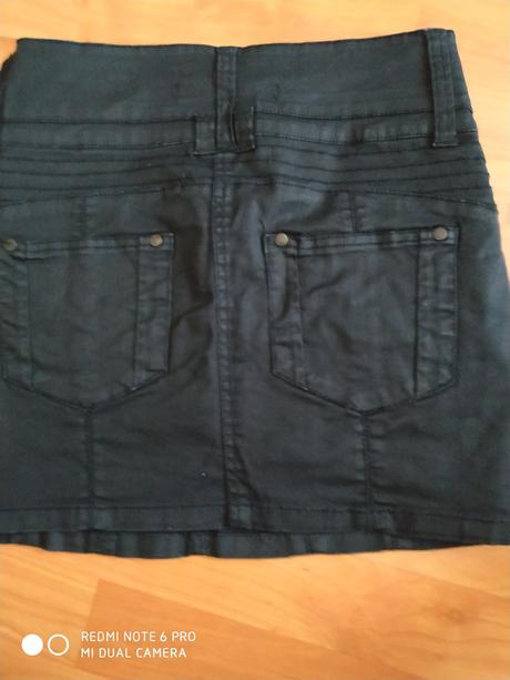Dámska sukňa, 26