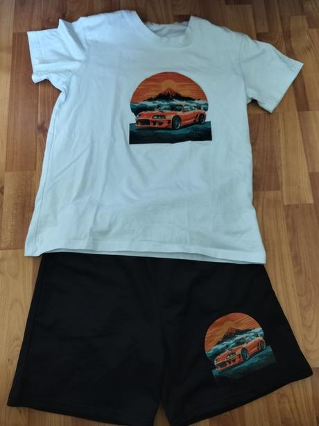 Set tricko a kratase, 158