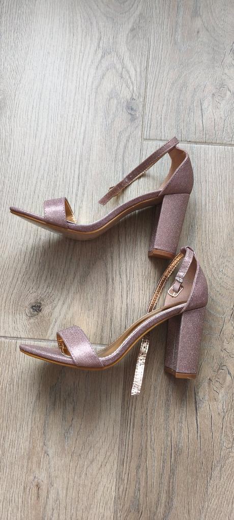 Nádherné topánky, queen,38