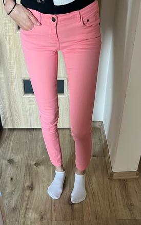 Ruzove nohavice, terranova,s