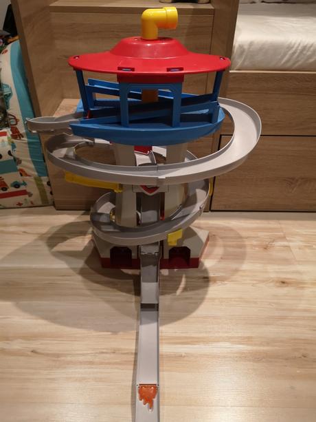 Lapkova patrola veža, 