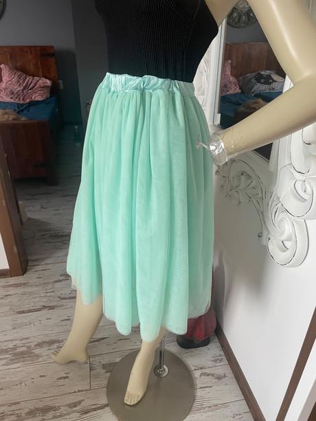 Tylova sukna kikiriki, m