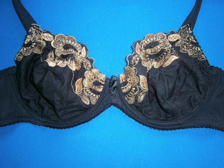 Podprsenka s kosticou a cipkou, tezenis,80b
