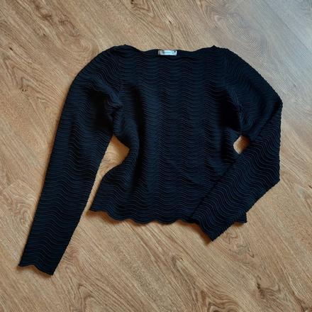 Svetrík reserved, reserved,s