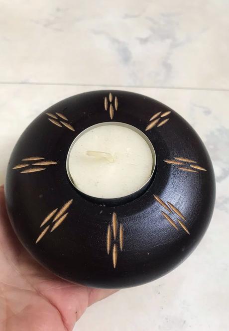 Naturálne drevené svietniky 2 ks,