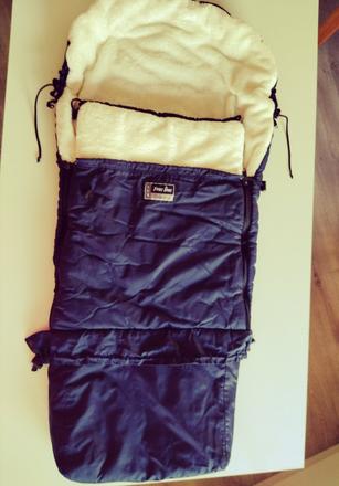 Termofusak tmavomodry, top stav,