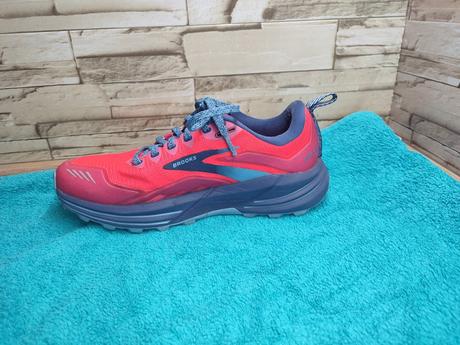 Brooks 39 - dámske bežecké tenisky, 39