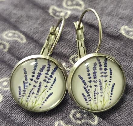 Levanduľové náušnice, 