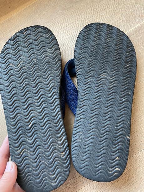 Šľapky kupované v chorvátsku, 39