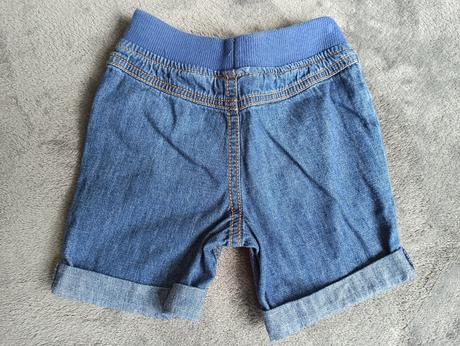 Šortky, f&f,68