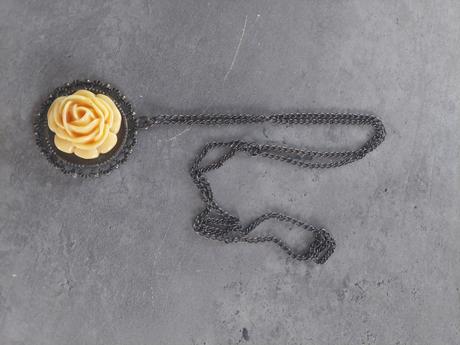 Nahrdelnik bizuteria, 