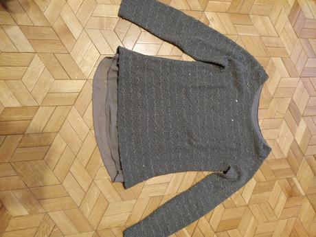 Olivovozeleny svetrík., s