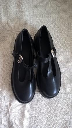 Jarné poltopánky, 39