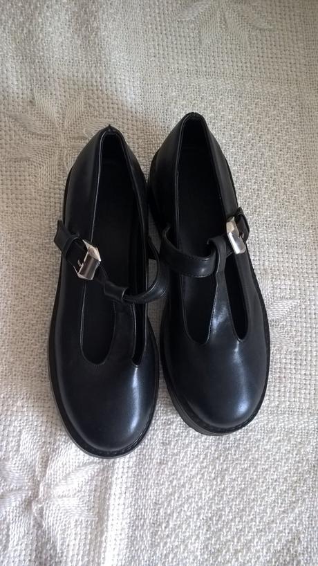 Jarné poltopánky, 39