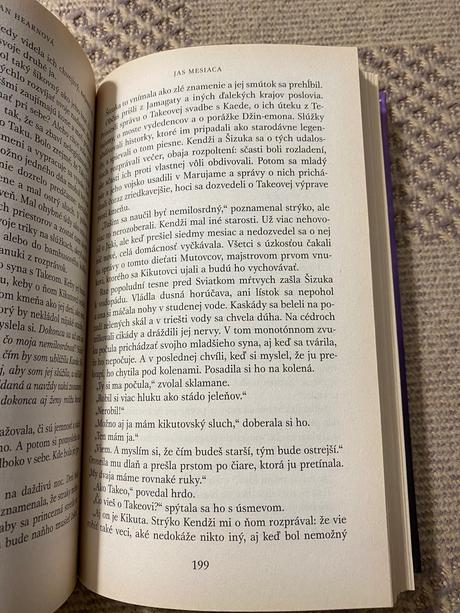 Krásna kniha jas mesiaca - lian hearnová,