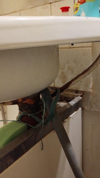 Dokázali by ste žiť v tejto kúpeľni?