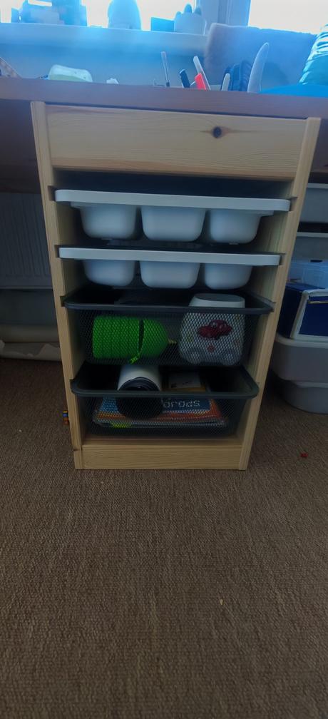 Ikea trofast 2 ks s kovovými košmi,