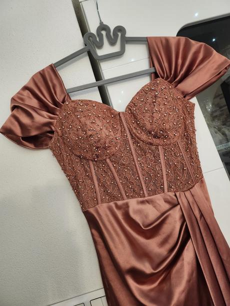 Spoločenské šaty renk na xs/s, xs