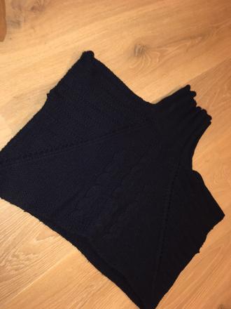 Pončo, benetton,152